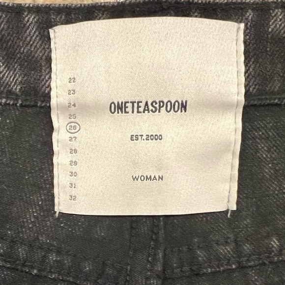 One Teaspoon Truckers Mid Waist Straight
Leg Denim Jeans size 26 AU/ 4 US NWT - Picture 5 of 13